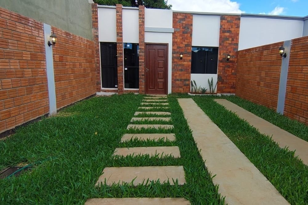 Edificación comercial CASASYA